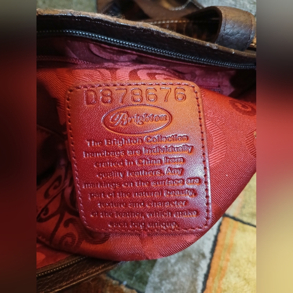 Embossed Leather Croc Pattern Handbag Brighton - image 5